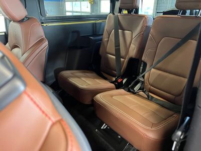 2024 Ford Bronco — photo 11 view