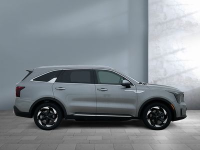 2026 Kia Sorento Hybrid - Photo 4