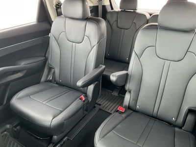 2026 Kia Sorento Hybrid - Photo 7