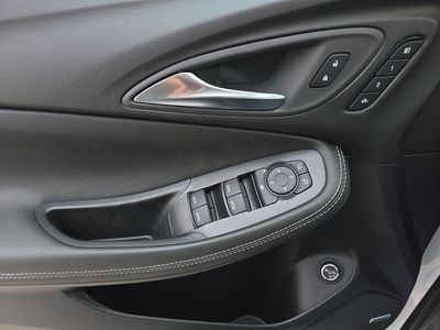 2026 Buick Encore GX — photo 8 view