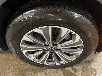 2025 Buick Envision — photo 11 view
