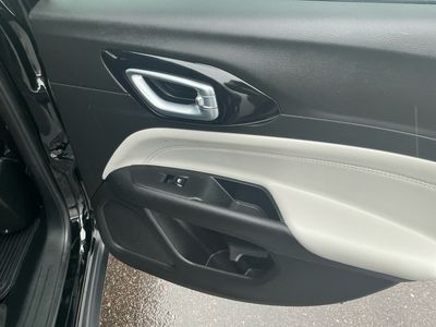 2024 Jeep Compass - Photo 15