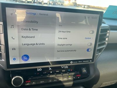 2024 Toyota Tundra 4WD — photo 11 view