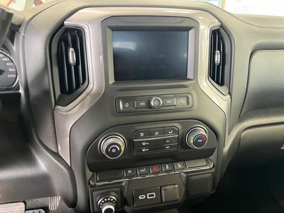 2022 Chevrolet Silverado 1500 LTD — photo 7 view