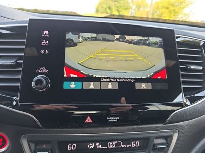 2022 Honda Passport — photo 8 view