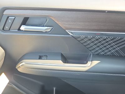 2026 GMC Acadia — photo 14 view