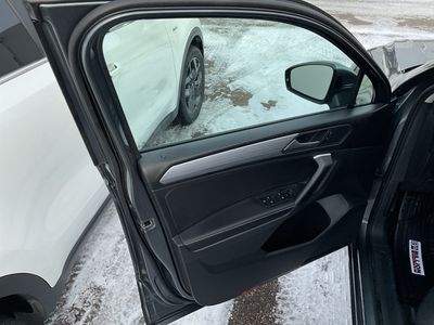 2024 Volkswagen Tiguan - Photo 7