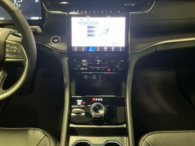 2025 Jeep Grand Cherokee L — photo 12 view