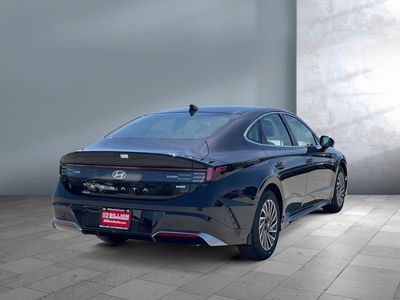 2025 Hyundai Sonata Hybrid — engine compartment view
