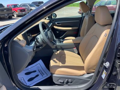 2025 Hyundai Sonata Hybrid — photo 10 view