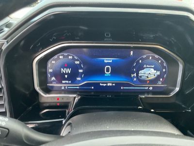2023 Chevrolet Silverado 1500 — photo 13 view