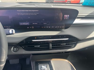 2026 Buick Enclave — photo 8 view