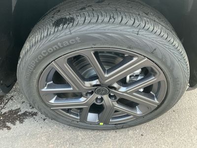 2026 Jeep Compass — photo 8 view