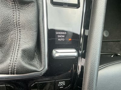 2026 Jeep Compass — photo 9 view