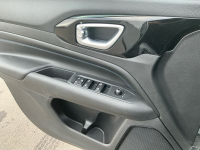 2026 Jeep Compass — photo 10 view