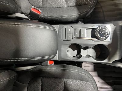 2026 Ford Escape — photo 11 view