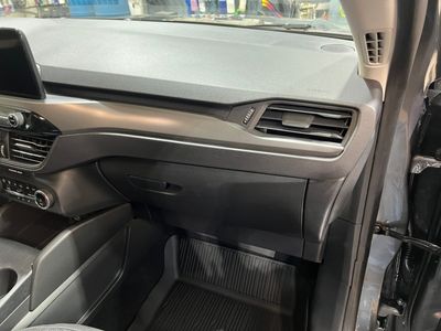 2026 Ford Escape — photo 12 view