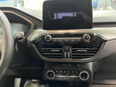 2026 Ford Escape — photo 7 view