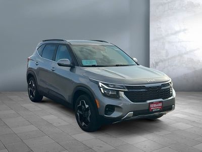 2024 Kia Seltos — front three-quarter view