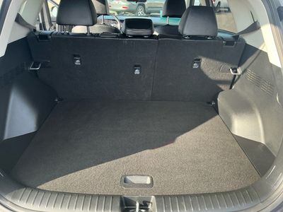 2024 Kia Seltos — photo 12 view