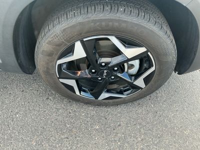 2024 Kia Seltos — photo 10 view