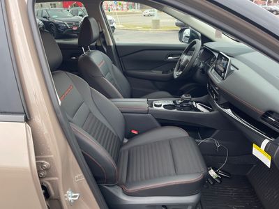 2026 Nissan Rogue - Photo 12