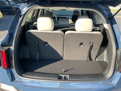 2026 Kia Sorento — photo 15 view