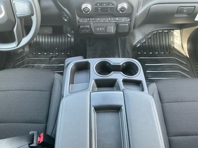 2025 GMC Sierra 2500HD — photo 14 view