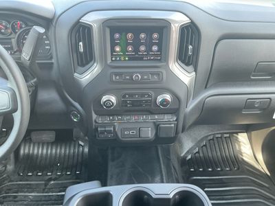 2025 GMC Sierra 2500HD — photo 8 view