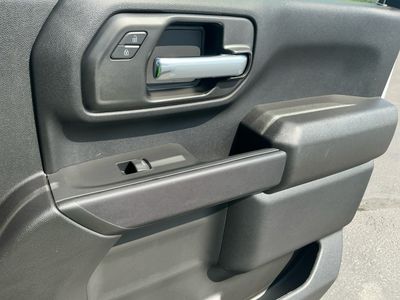 2025 GMC Sierra 2500HD — photo 9 view
