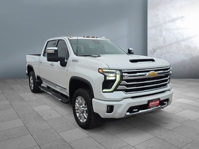 2025 Chevrolet Silverado 2500HD - Photo 2