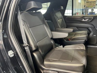 2022 Chevrolet Tahoe — photo 10 view
