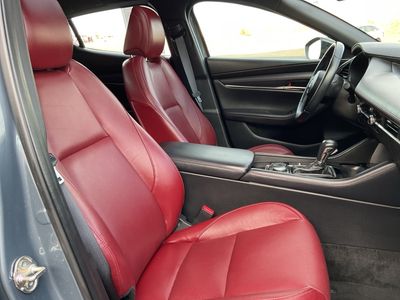 2024 Mazda Mazda3 Hatchback — photo 14 view
