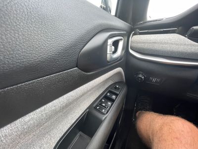 2024 Jeep Compass - Photo 12