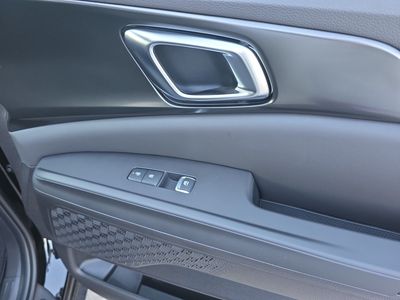 2026 Kia Carnival — photo 8 view
