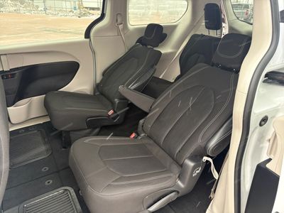 2024 Chrysler Voyager — photo 12 view