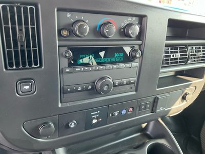 2025 Chevrolet Express Passenger - Photo 9