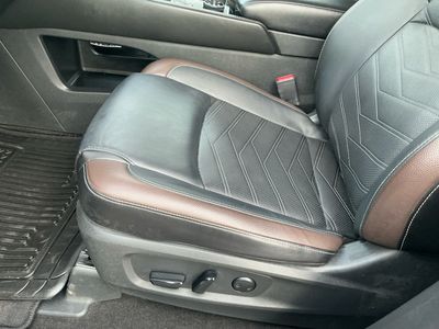 2024 Nissan Pathfinder — photo 11 view