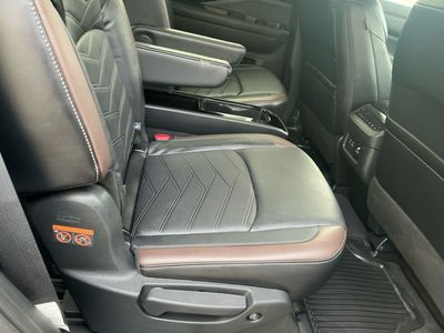 2024 Nissan Pathfinder — photo 9 view