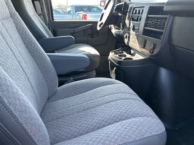 2025 GMC Savana Commercial Cutaway — photo 15 view