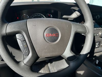 2025 GMC Savana Commercial Cutaway — photo 7 view