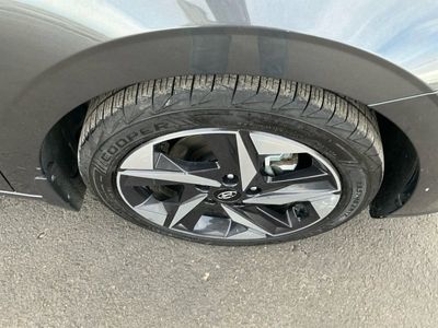 2022 Hyundai Elantra - Photo 14
