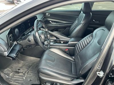 2022 Hyundai Elantra - Photo 7