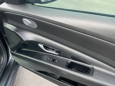2022 Hyundai Elantra - Photo 10