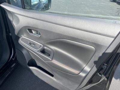 2025 Nissan Versa — photo 11 view