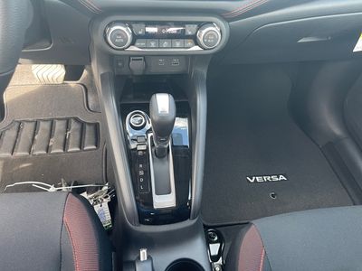 2025 Nissan Versa — photo 14 view