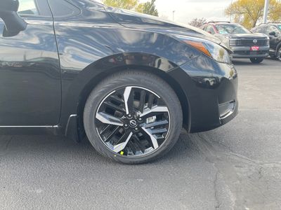 2025 Nissan Versa — photo 9 view