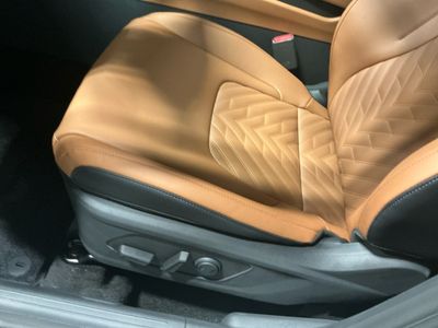 2026 Kia Sportage Hybrid - Photo 12