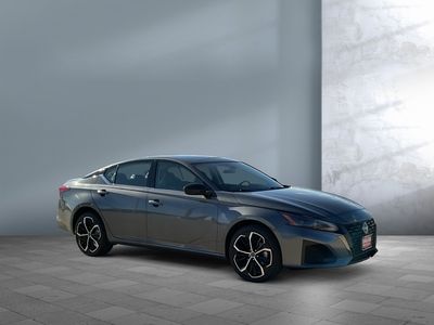 2025 Nissan Altima — side profile view