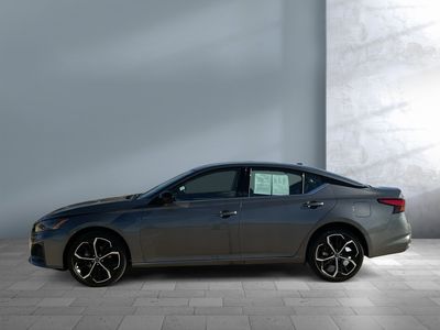 2025 Nissan Altima — photo 10 view